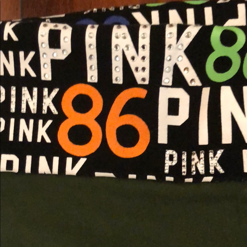 Victoria secret pink shorts - Picture 2 of 5